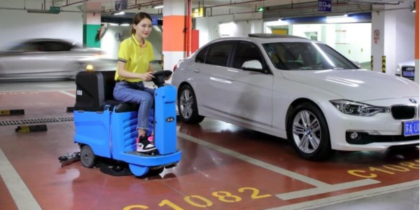洗地機(jī)多少錢 洗地機(jī)價格看哪些方面