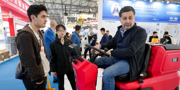 格蘭高閃耀上海CCE！全球客商共話智能清潔新未來(lái)